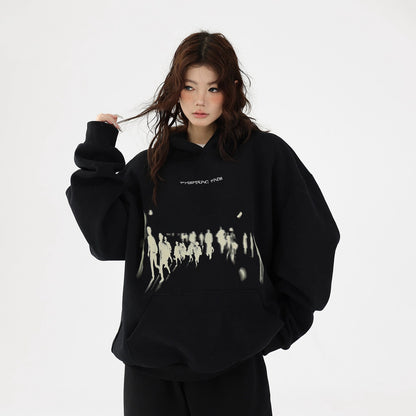 【トップス】レトロ感たっぷり ぼかしシルエットプリント ストリートゆるパーカー【FCシリーズ】