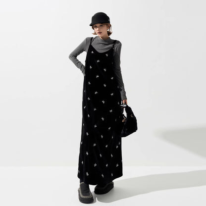 【ワンピース】ベロア刺繍 Vネック ノースリーブ ワンピース レディース 秋冬 韓国風 厚手 Aライン ロング丈【SHシリーズ】