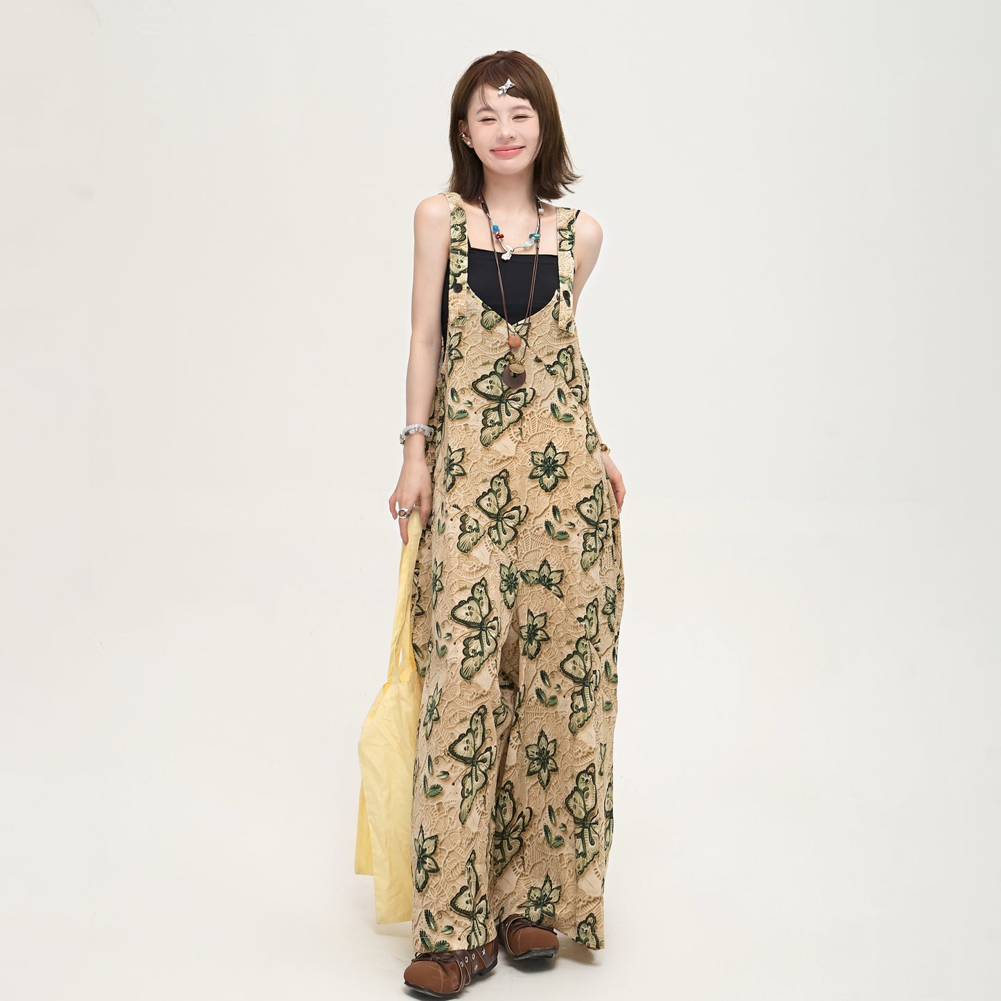 【ボトムス】ゆったりルーズ感 オーバーサイズ Vネック オールインワン 夏新作 バタフライプリント サロペット【SHシリーズ】
