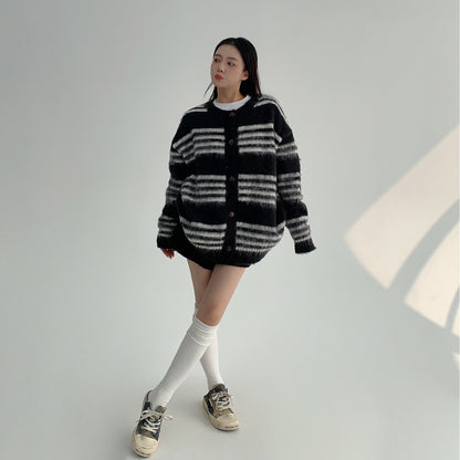 【トップス】クルーネック ボーダー リラックス感  ボタン付き セーター 【FCシリーズ】