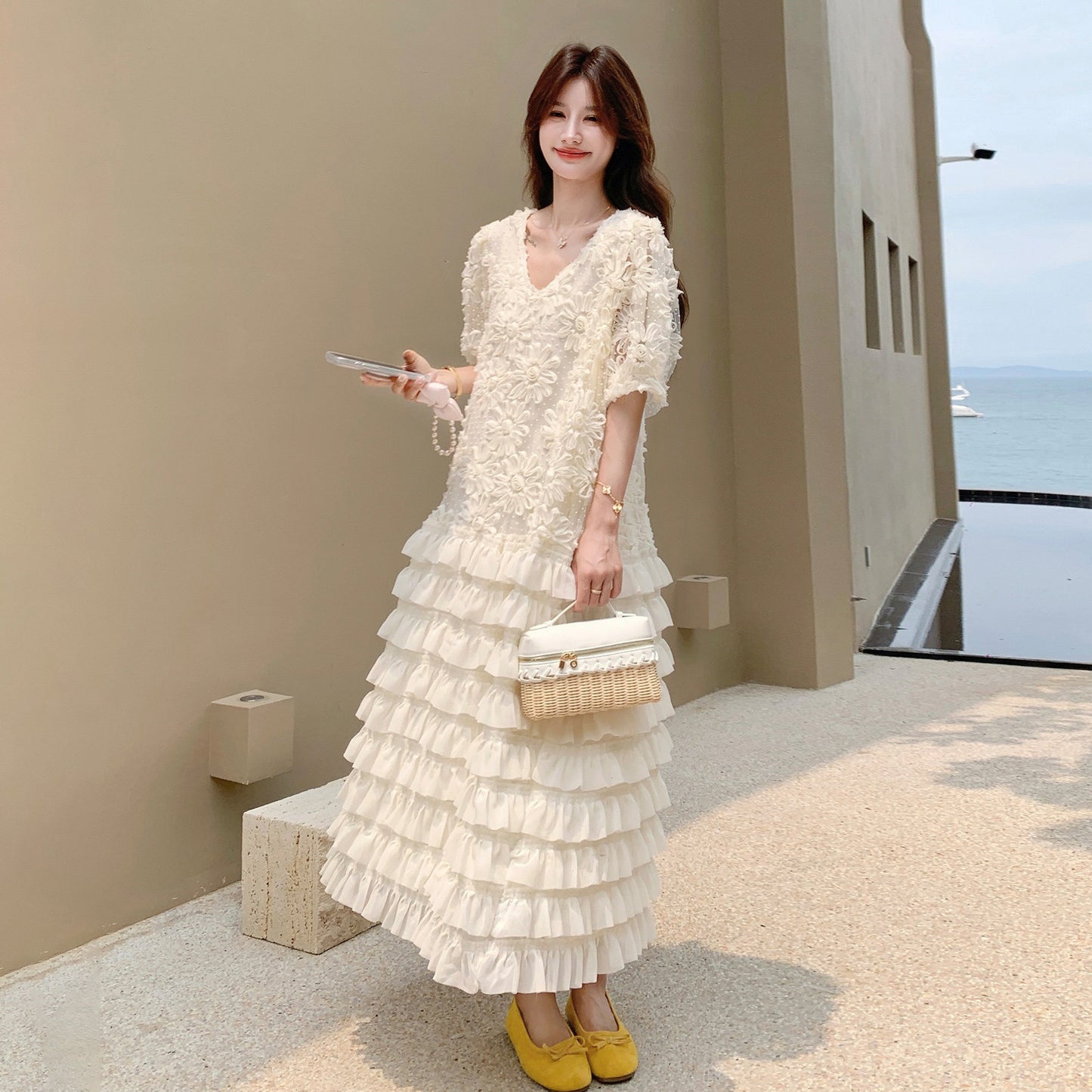 【ワンピース】Vネック ワンピース レディース 2026夏 フリル ロング丈 フレンチ フェミニン ゆったり ノースリーブ【SHシリーズ】
