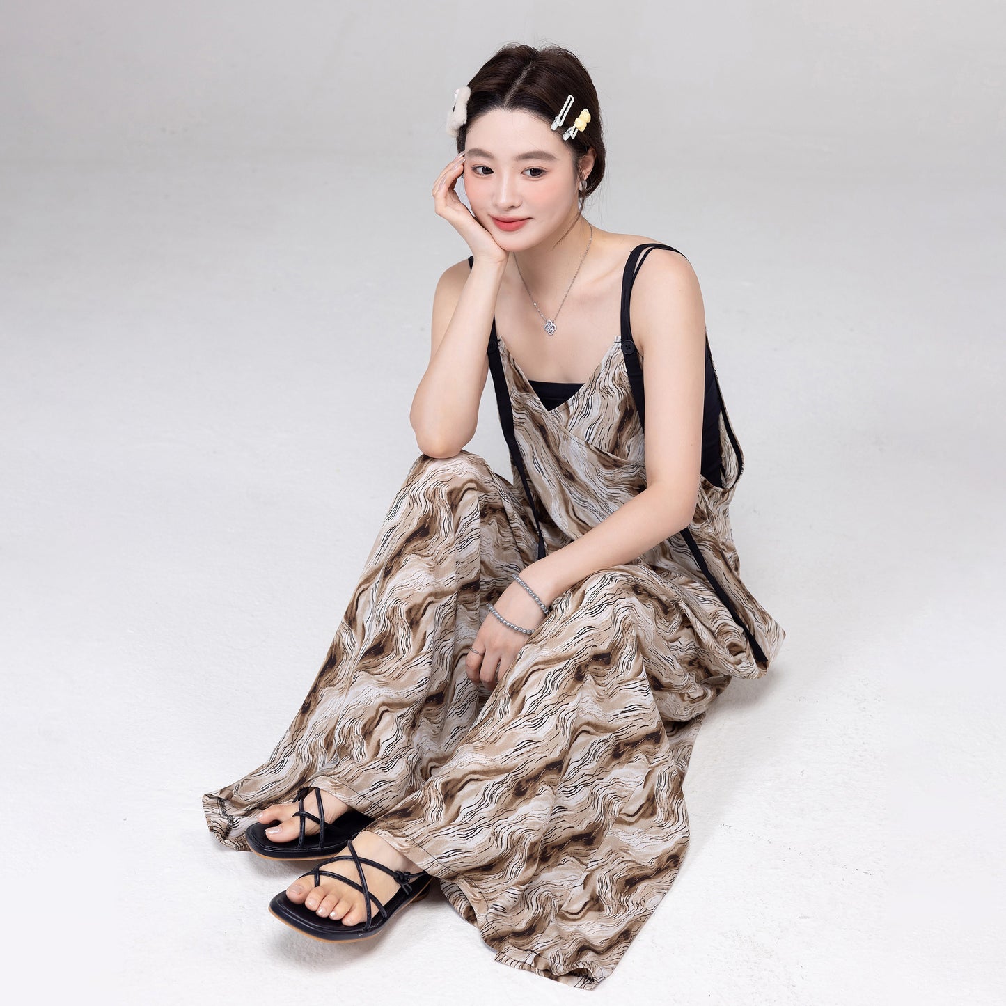 【ボトムス】ハイエンドレトロ感 水波模様グラデーションサロペット ゆったりVネック オールインワン 夏新作【SHシリーズ】