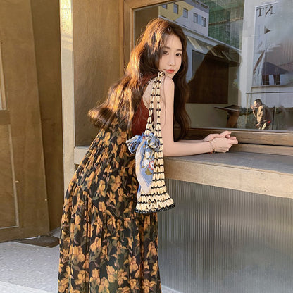 【ワンピース】フレンチレトロ ティードレス風 花柄 Vネック リゾート感あふれる ノースリーブワンピース【SHシリーズ】