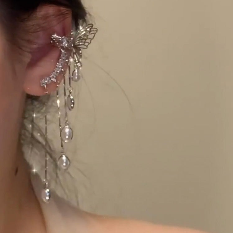 【🎁 B2G1｜先行スタート！】【グッズ】蝶モチーフ メッシュタッセル イヤーカフ イヤリング一体型 小众 高級感 レディース ピアス