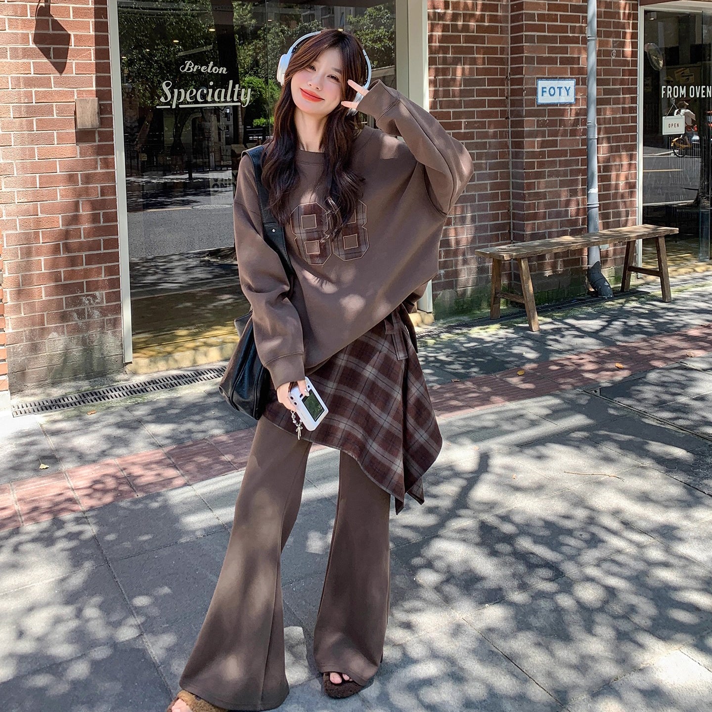 2点セット!【セットアップ】ブラウン 韓国風 カジュアル ロゴスウェット＋チェックワイドパンツ 上下セット【JZシリーズ】