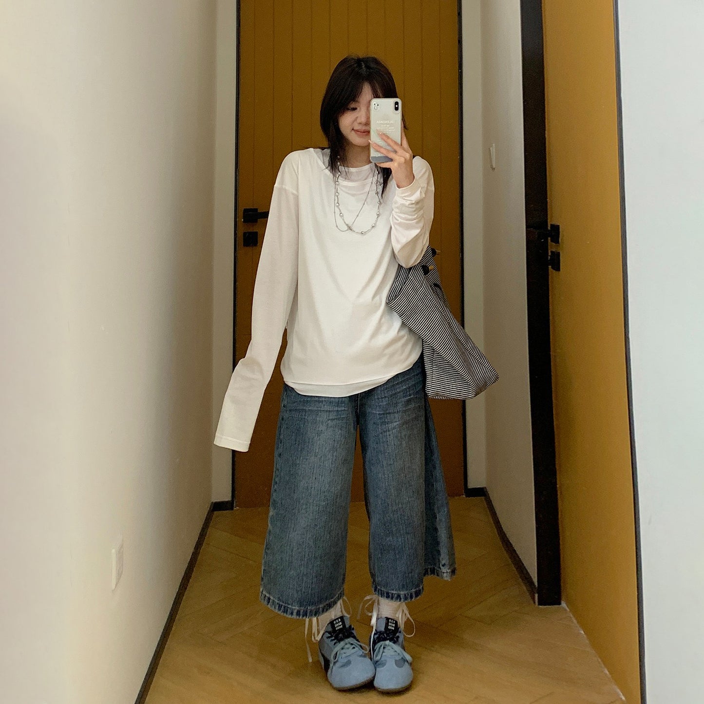 【トップス】【10～15日内発送】上品シルエット高級感 夏新作 シンプルレイヤード風 UVカット 薄手長袖Tシャツ【FCシリーズ】