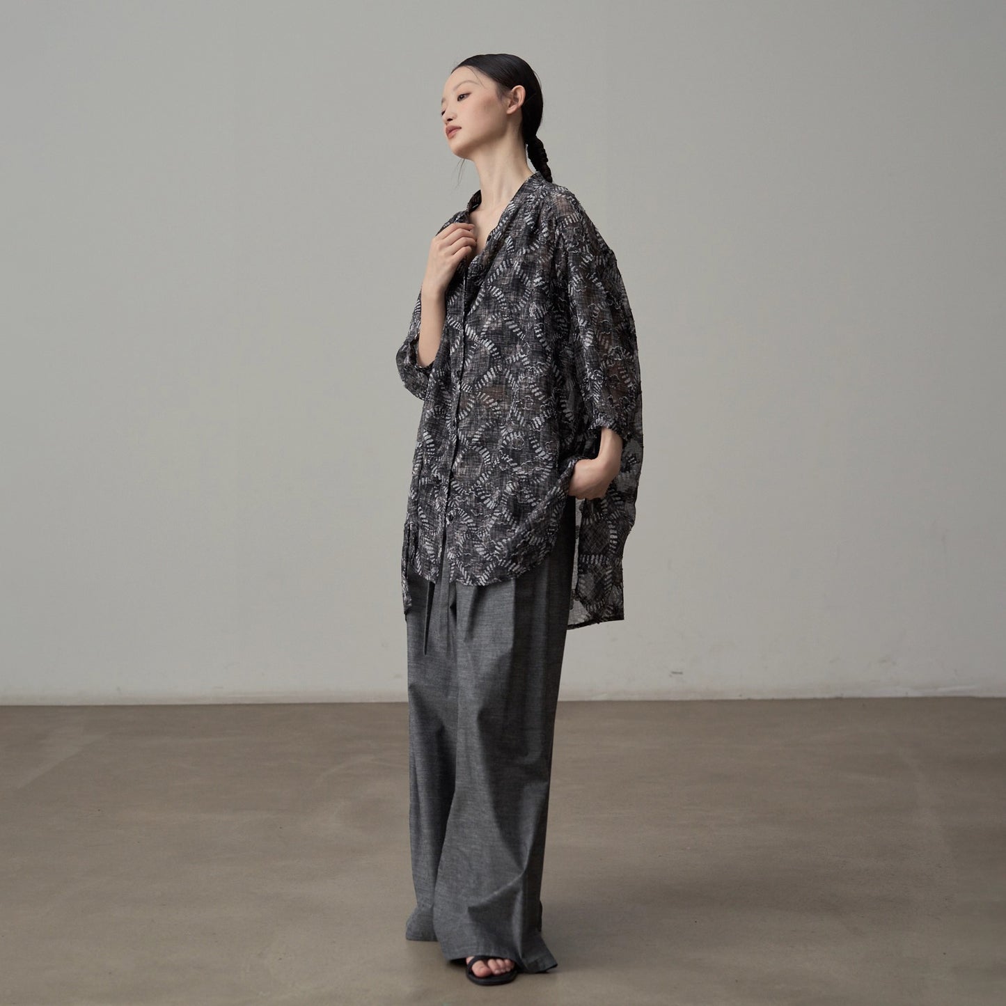 【アウター】ヴィンテージ リゾート風 ゆったり シルエット スリム見え 花柄 長袖 カーディガン レディース UVカット【SHシリーズ】