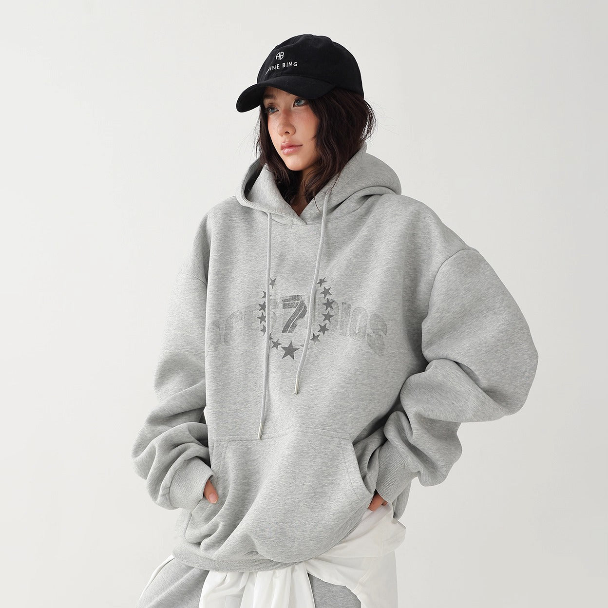 【トップス】秋冬新作 高見えロゴ×ゆるシルエット 体型カバー フード付きパーカー【FCシリーズ】