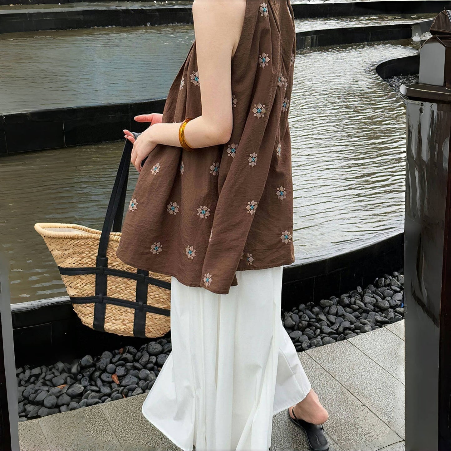 【トップス】夏 刺繍 ノースリーブ カジュアル タンクトップ 【SHシリーズ】