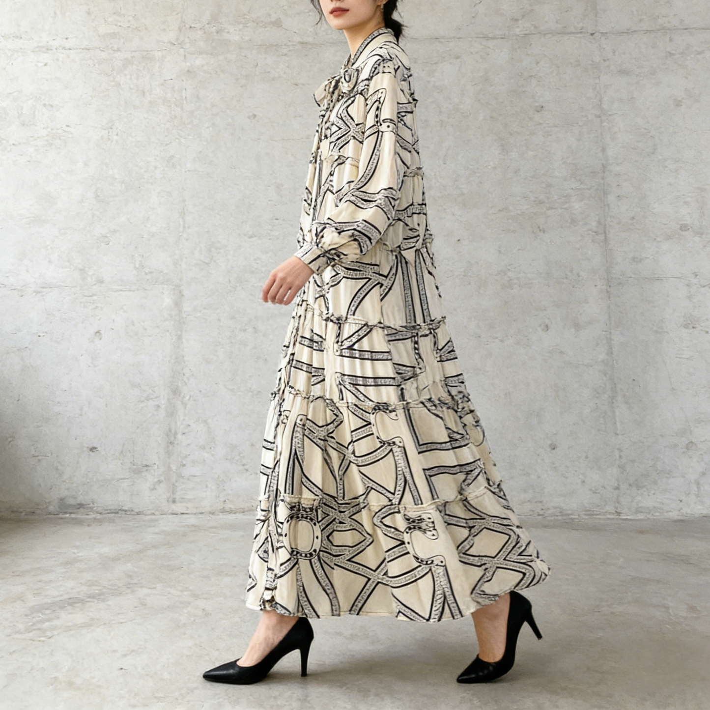 【ワンピース】プリントVネック お腹周りカバー フリル 長袖 ワンピース 【SHシリーズ】