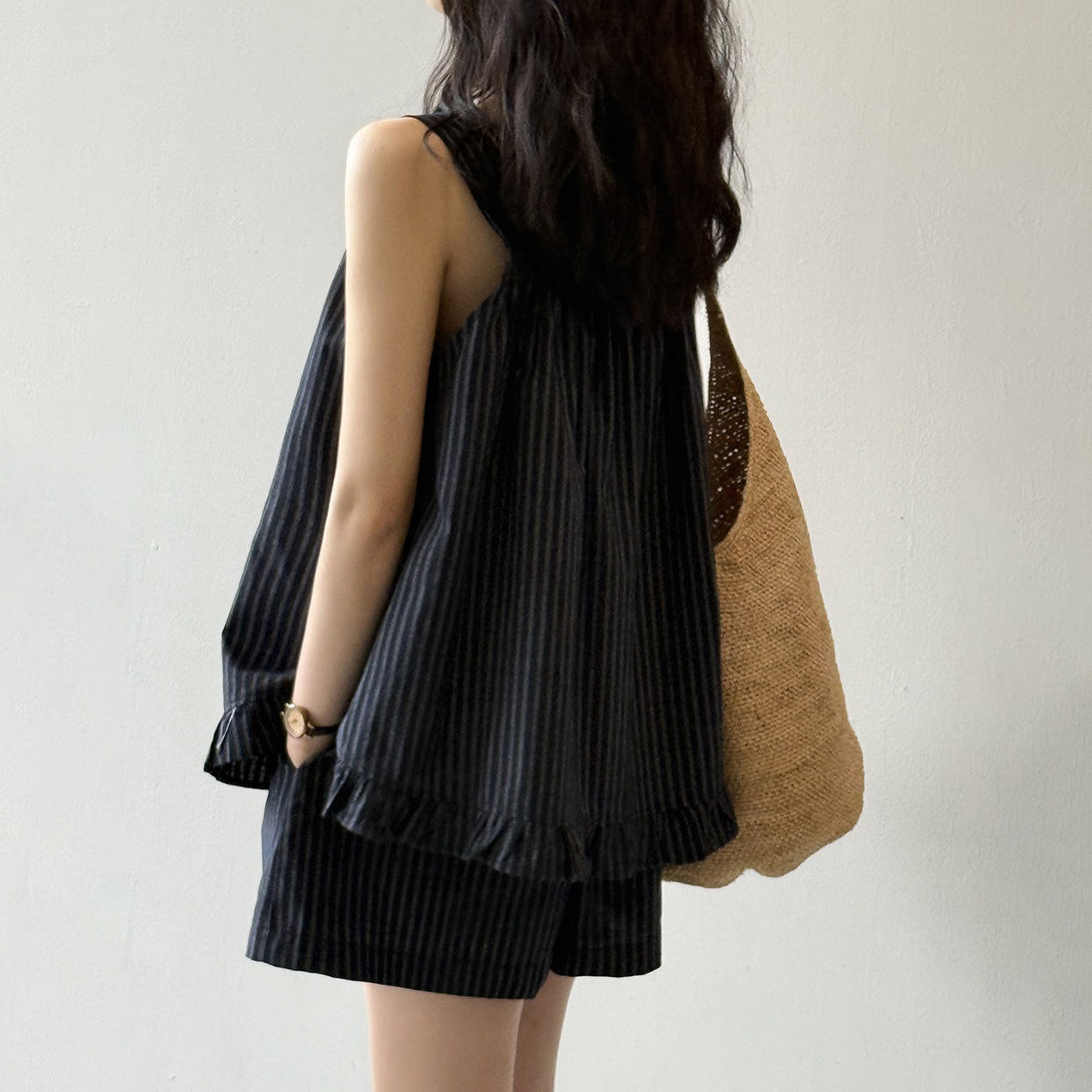 2点セット！【セットアップ】ストライプタンクトップシャツ＋ゆったりスリム効果のあるショートパンツ 上下セット【JZシリーズ】