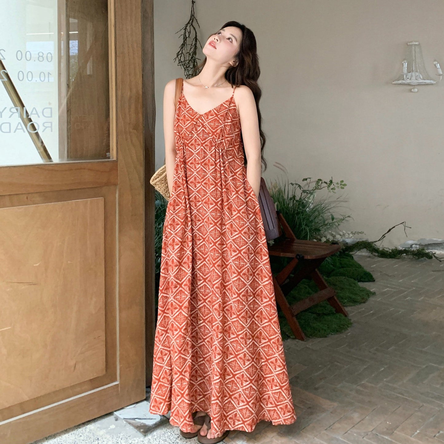 【ワンピース】夏新作 レッド 幾何柄 キャミワンピース ボヘミアン風 海辺 旅行 リゾート 着痩せ リラックス ロング丈【SHシリーズ】