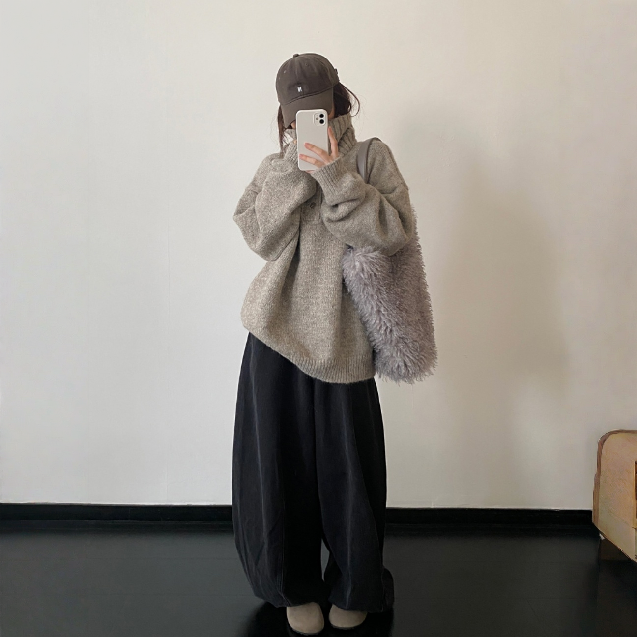 【トップス】ボタン装飾 ハイネック プルオーバ ニット セーター 【FCシリーズ】