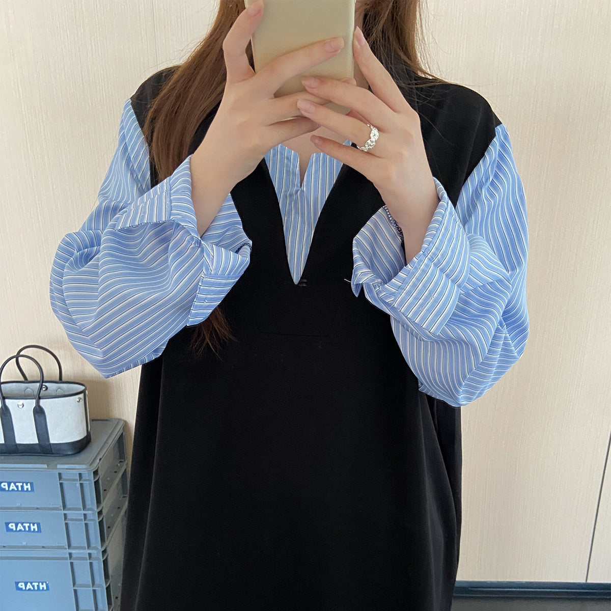 【ワンピース】韓国風Vネック配色切替レイヤード風ワンピース レディース 秋冬新作 ノースリーブ ロング丈 ゆったり きれいめ 通勤【JZシリーズ】
