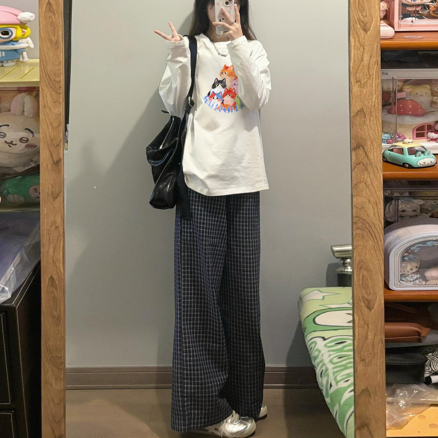 【トップス】猫柄 アメリカンレトロ 長袖Tシャツ レディース 春トレンド ゆるシルエット 高見え 人気急上昇 ストリートトップス【FCシリーズ】