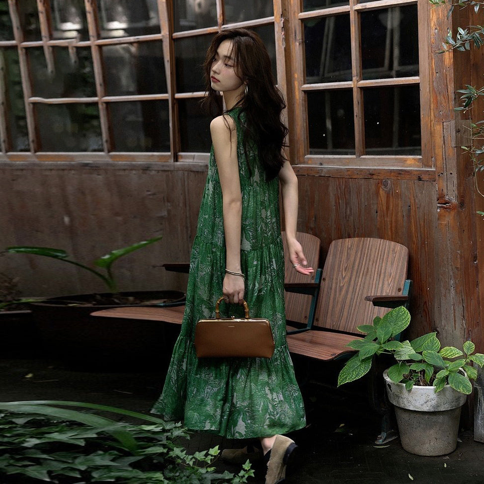 【ワンピース】リゾート風 夏新作 ゆったり細見えデザイン ヴィンテージフラワー ノースリーブワンピース【SHシリーズ】