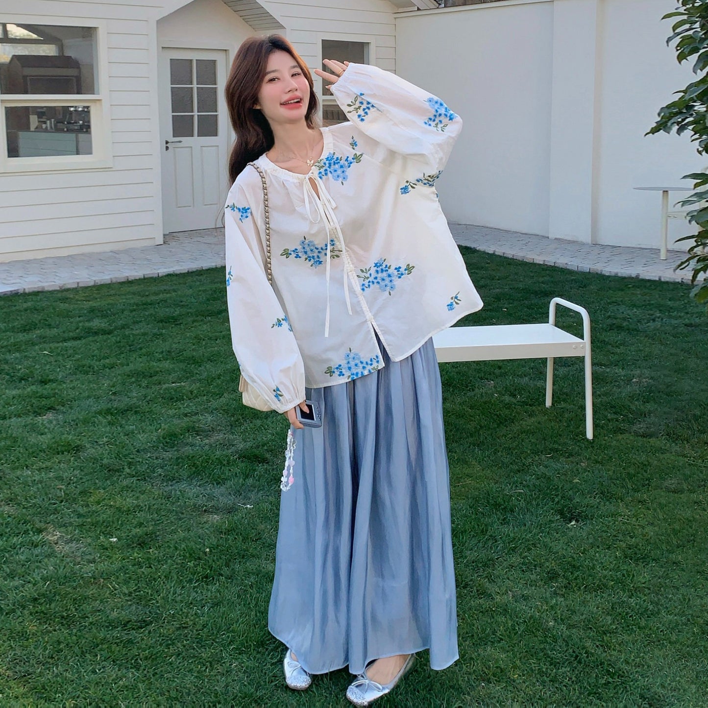 【セットアップ】配色刺繍 リボン付きトップス×ワイドパンツ 上下セット レディース フェミニン 上品 おしゃれ 体型カバー 2点セット
【SHシリーズ】