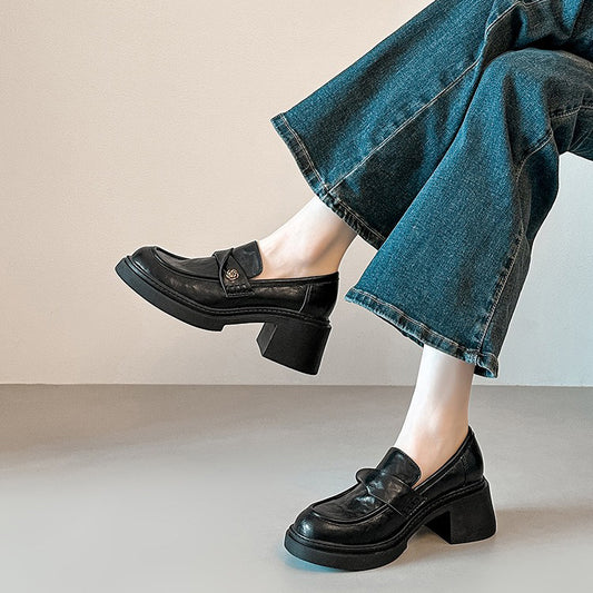 【シューズ】イギリス風 厚底 シューズ ツバキのボタン ローファー ヴィンテージ パンプス