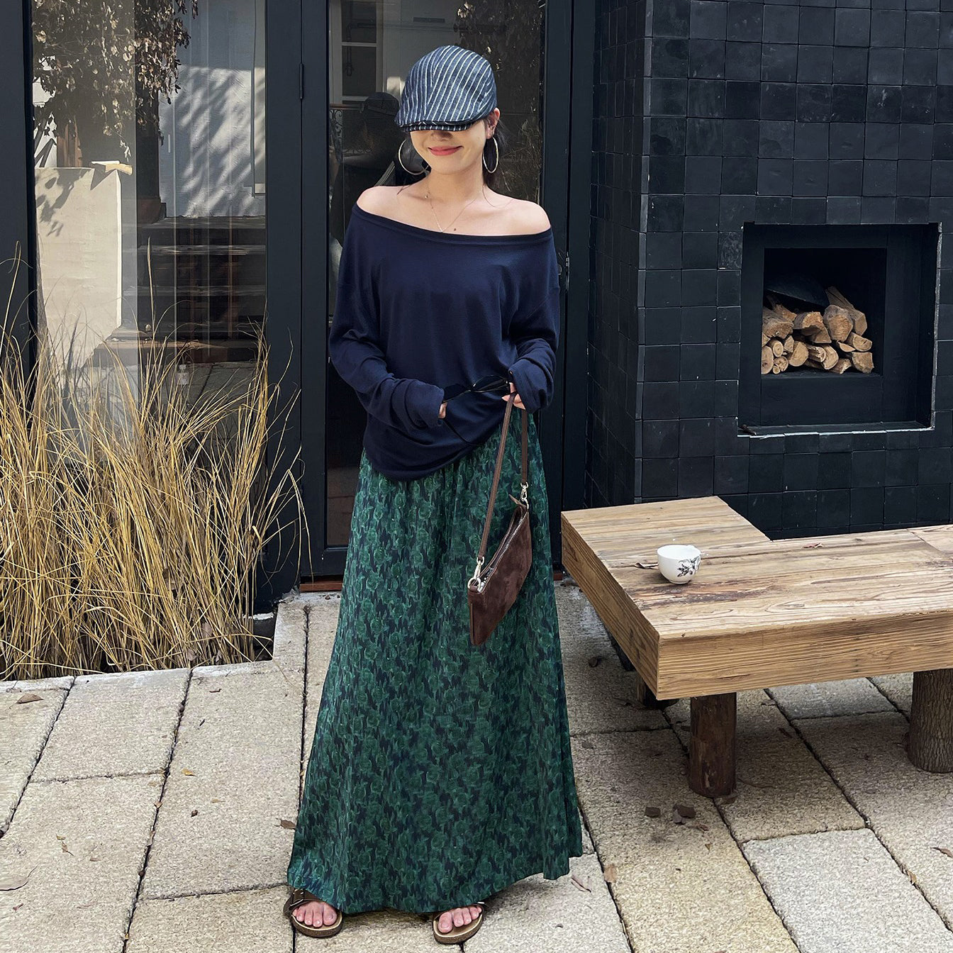 【ボトムス】レトロ風 スカート 初秋新作 ハイウエスト スリム見え 花柄ストレートスカート ドレープ感 スリット入り【SHシリーズ】