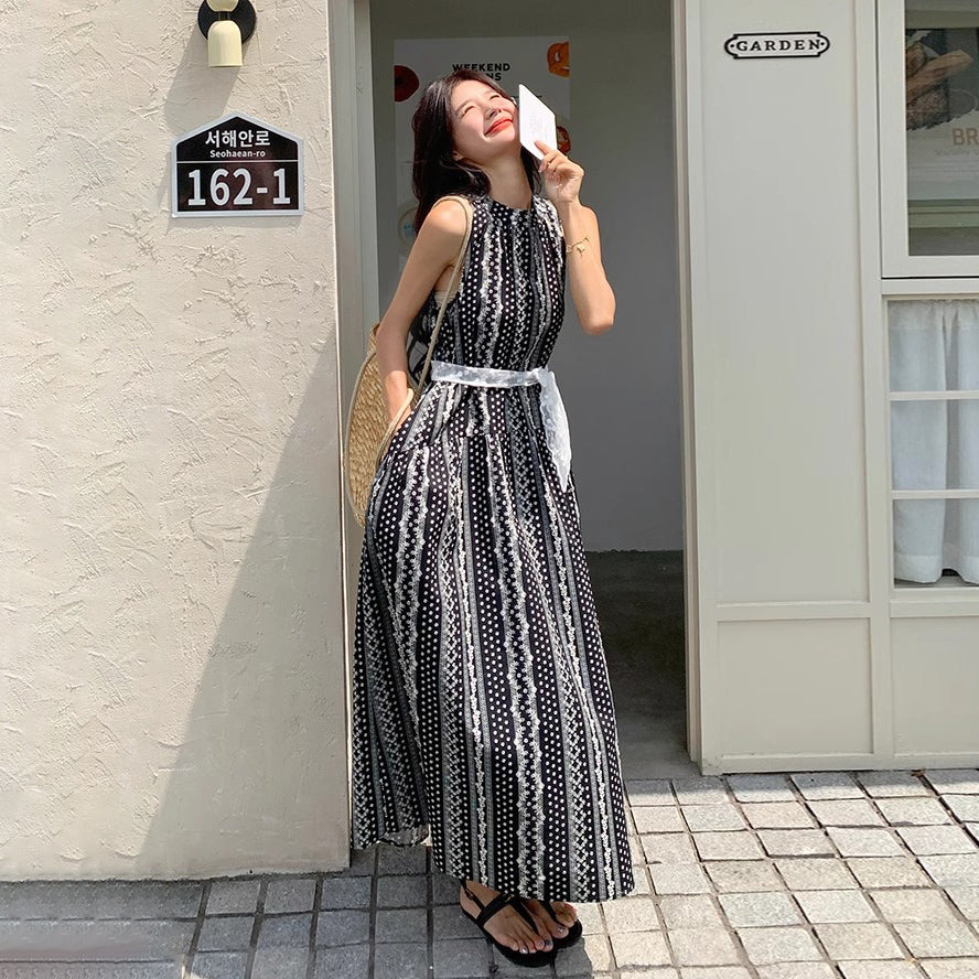 【ワンピース】フレンチ風 優美で個性的 刺繍入り オフショルダー ノースリーブワンピース【SHシリーズ】