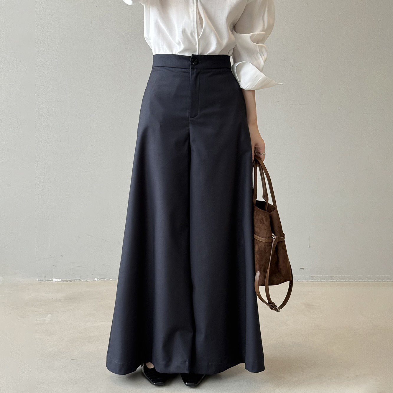 【ボトムス】リラックス感 レディース 秋 ハイウエスト ドレープ感 カジュアル フルレングス フレアパンツ【JZシリーズ】