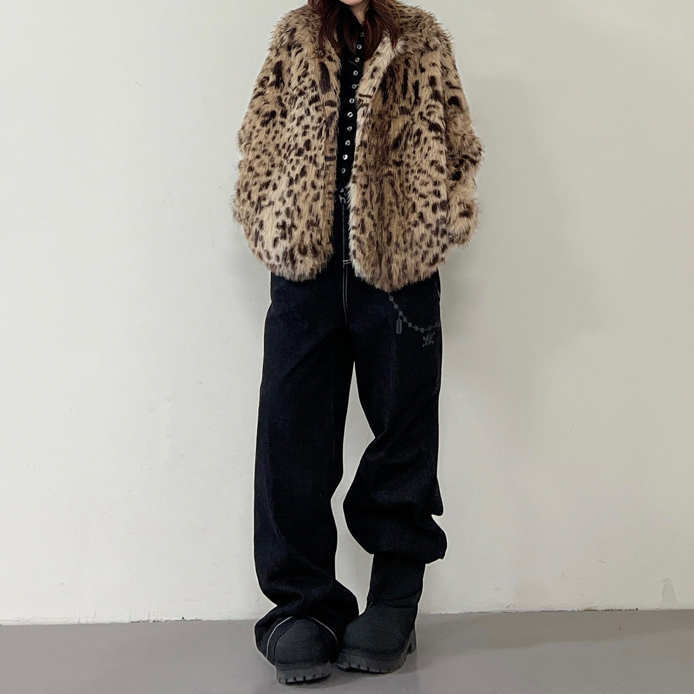 【アウター】レオパード柄 エコファー フェイクミンク ボアジャケット レディースふわもこ オーバーサイズ ショート丈【FCシリーズ】【15～20日内発送】