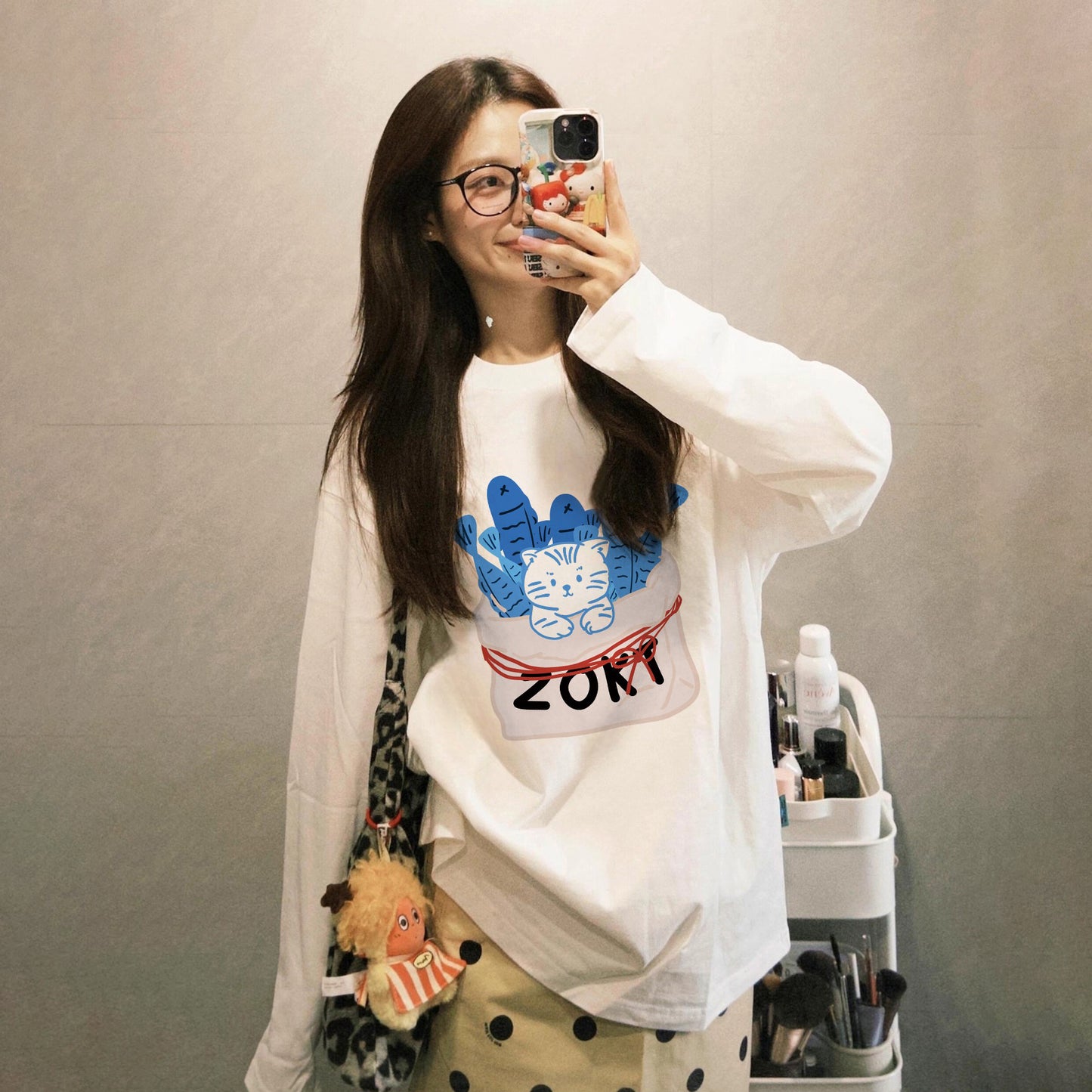 【トップス】猫柄 アメリカンレトロ   長袖Tシャツ レディース 春トレンド ゆるシルエット 高見え デザインカットソー 人気トップス【FCシリーズ】