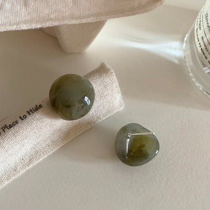 【🎁 B2G1｜先行スタート！】【グッズ】アクリルボールピアス 新作 日系 高級感 レトロ シンプル 万能 スタッドピアス