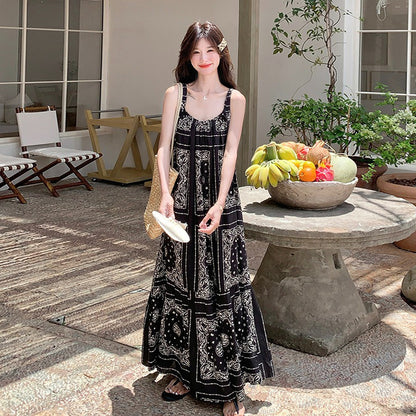 【ワンピース】夏 ブラック×エスニック風 大人上品ノースリーブ  キャミソールロングワンピース【SHシリーズ】