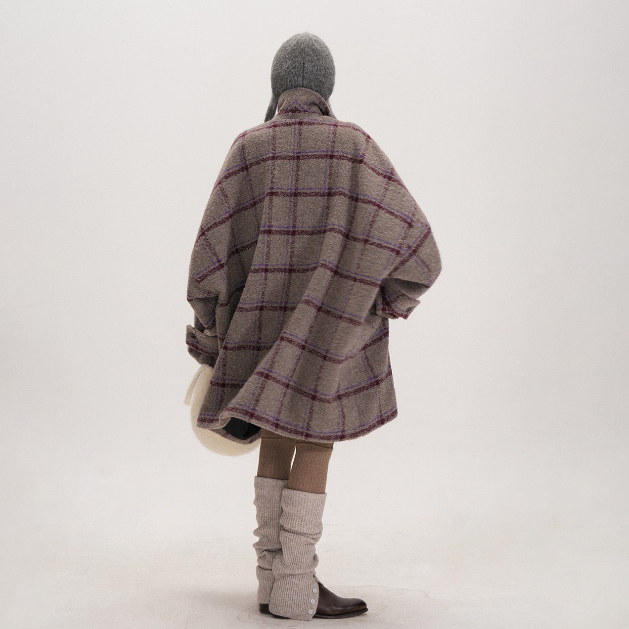 【アウター】レトロムード漂うチェック柄ケープコート♡ ゆったりシルエットで冬も暖かく上品に【JZシリーズ】【25~30日内発送】