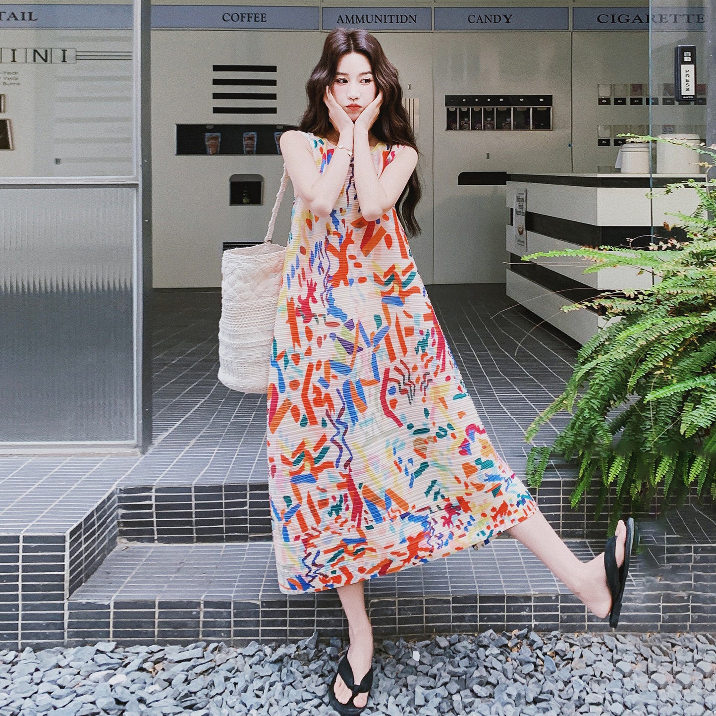 【ワンピース】アート風 グラデーション グラフィティプリント ノースリーブワンピース レディース 夏新作 若見え ゆったり キャミワンピース【SHシリーズ】