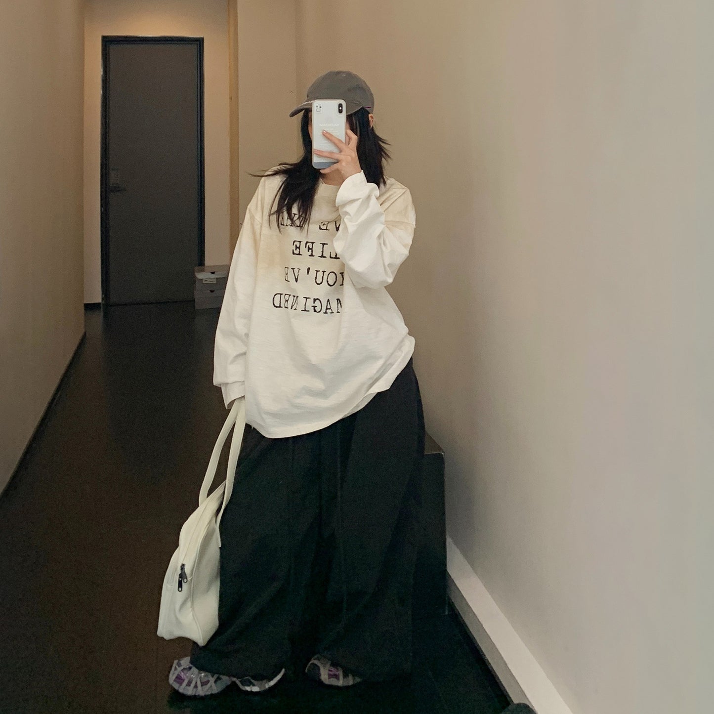 【トップス】秋冬 アメリカン 高級感 レディース ゆったり レトロ 長袖 Tシャツ【FCシリーズ】