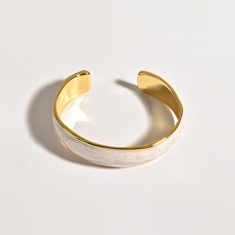 【🎁 B2G1｜先行スタート！】【グッズ】レトロ感 個性派 シンプル気質 調節可能オープンバングル レディースブレスレット