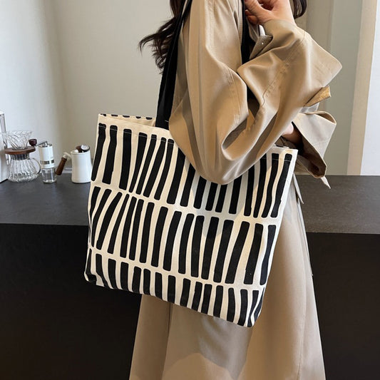 【バッグ】キャンバスバッグ レディース 2025新作 カジュアル ショルダーバッグ 大容量 トートバッグ おしゃれ 流行 通学 通勤用