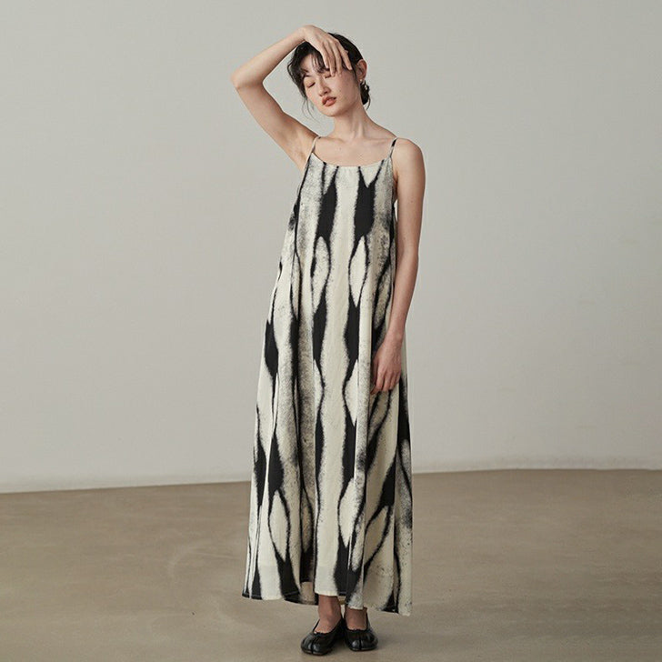 【ワンピース】ヴィンテージ ゆったり シルエット スリム効果 気品あるノースリーブワンピース 【SHシリーズ】