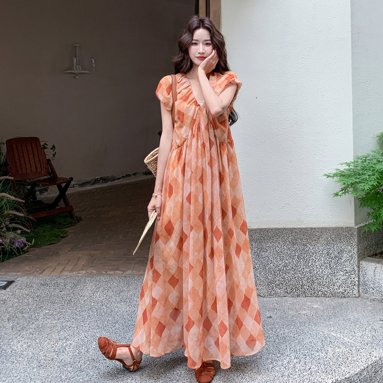 【ワンピース】ワンピース 夏 Vネック 半袖 ダイヤ柄プリント ロング丈 フレンチスタイル リゾート バカンス ゆったり 着痩せ 上品【SHシリーズ】