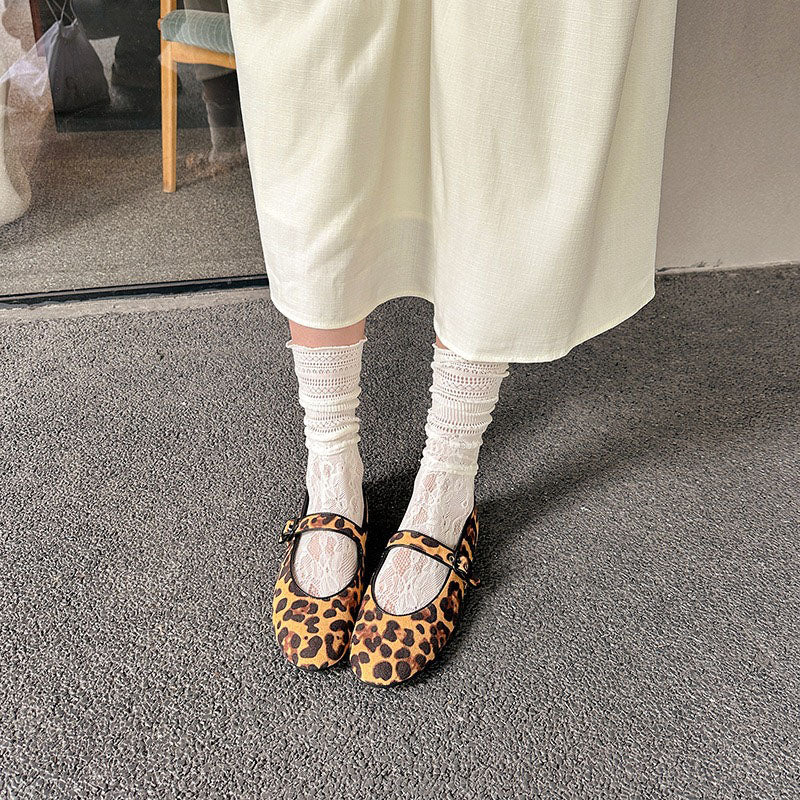 【シューズ】春夏新作 / ラウンドトゥ ワンストラップ ヒョウ柄 フラット マリージェン パンプス