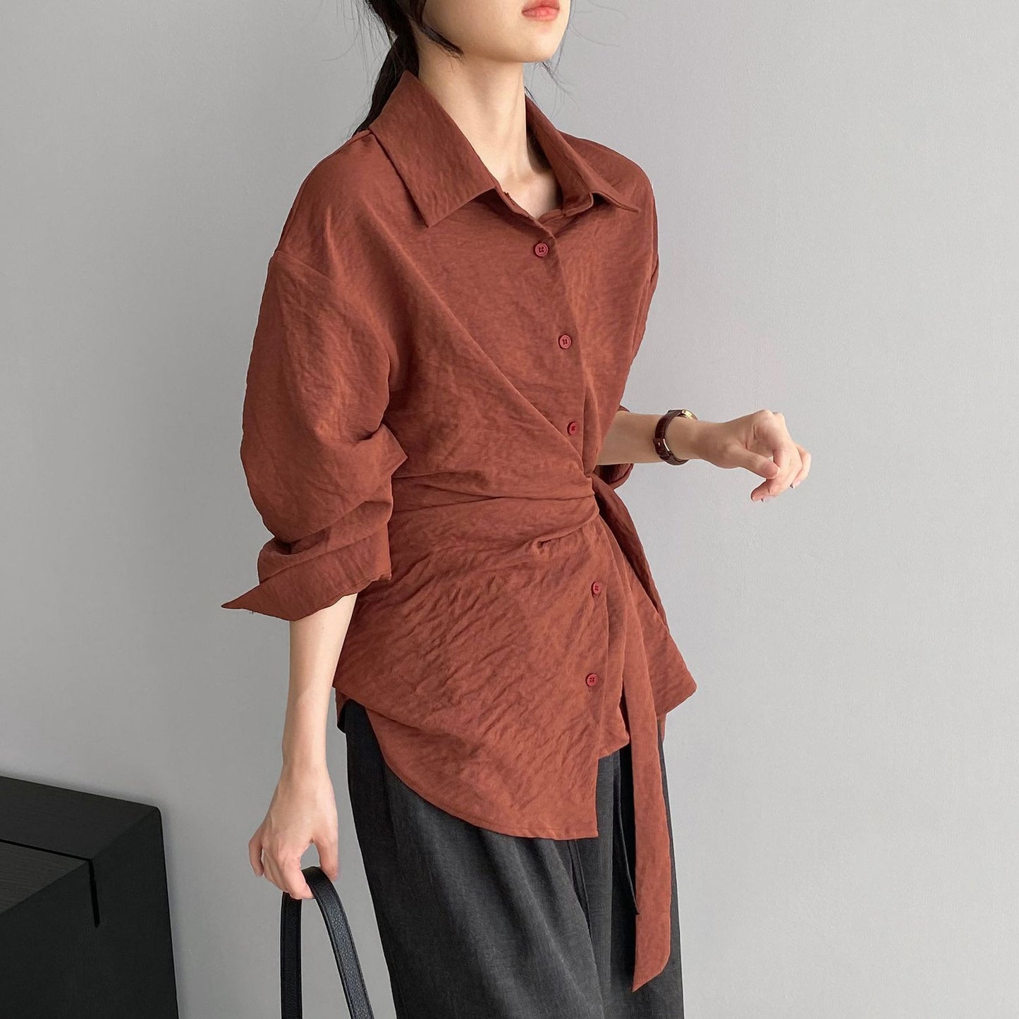 【トップス】ウエストマークで細見え！韓国風デザイン性たっぷりサイドリボンシャツ レディース 通勤エレガント長袖シャツ【JZシリーズ】