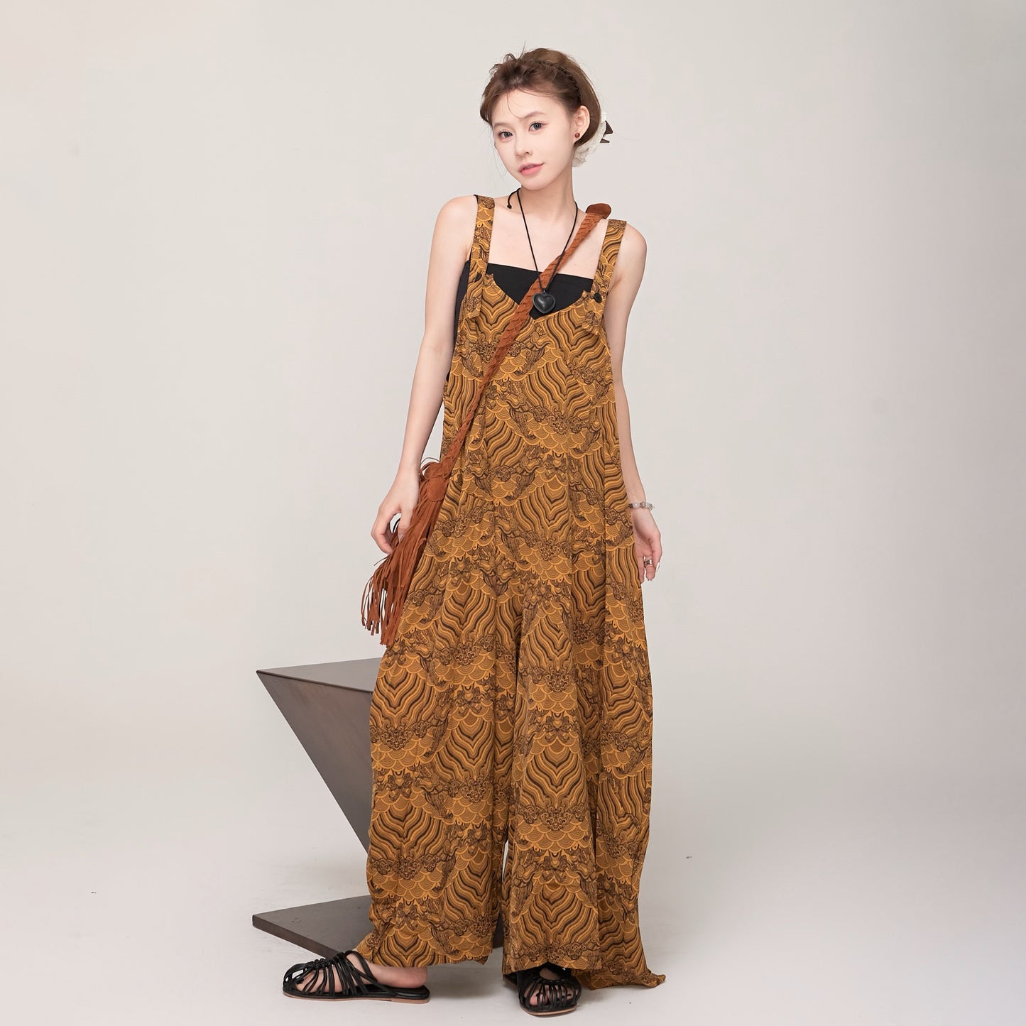 【ボトムス】夏新作 レトロ感 Vネック ゆるシルエット カジュアル オールインワン【SHシリーズ】