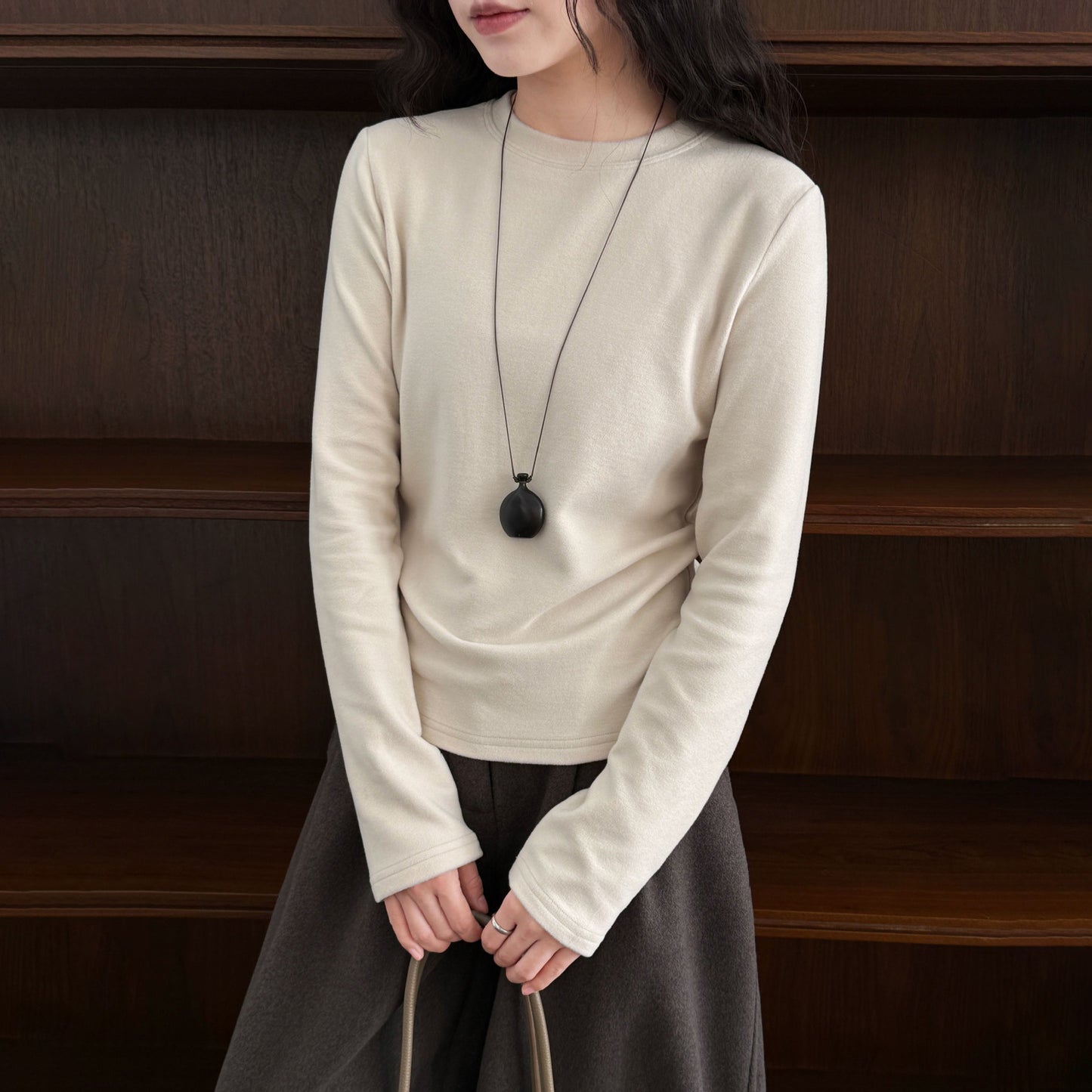 【トップス】綿ニット 丸首 インナーＴシャツ レディース 秋冬 タイトフィット【JZシリーズ】