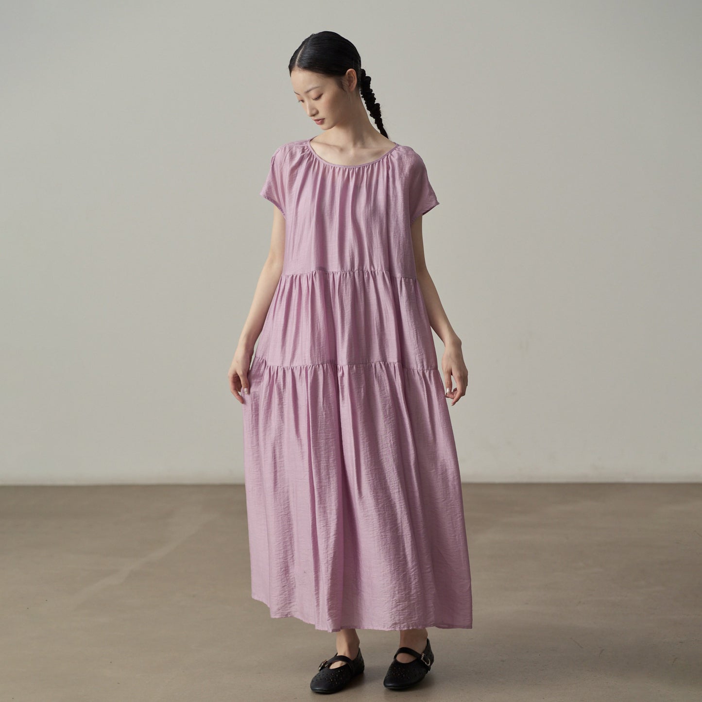 【ワンピース】ワンピース レディース ティアード 半袖ワンピース フリルスリーブ ロング丈 ゆったり フェミニン【JZシリーズ】【10～15日内発送】