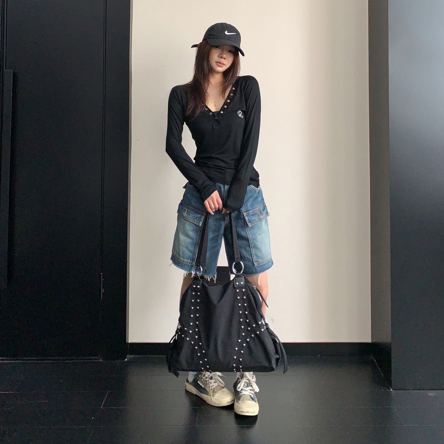 【トップス】韓国風フィットロンT レディース ストレッチ Vネック カットソー 秋冬インナー 長袖Tシャツ【FCシリーズ】
