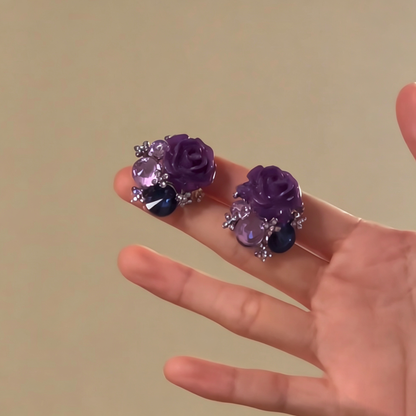 【グッズ】華やかフラワーピアス レディース パープル 花モチーフ 個性的 大人っぽい 韓国風