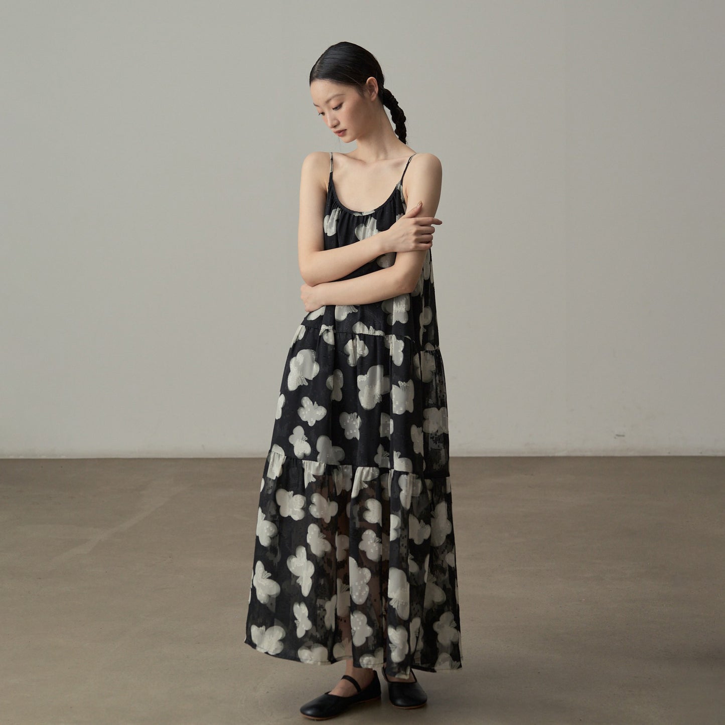 【ワンピース】フレンチレトロ風 花柄ノースリーブワンピース ゆったり体型カバー 休日リゾートコーデに【SHシリーズ】