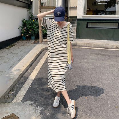 【ワンピース】透かし編みフード付きニットストライプ 半袖ワンピース レディース 夏 学院風 韓国風コーデ 【SHシリーズ】