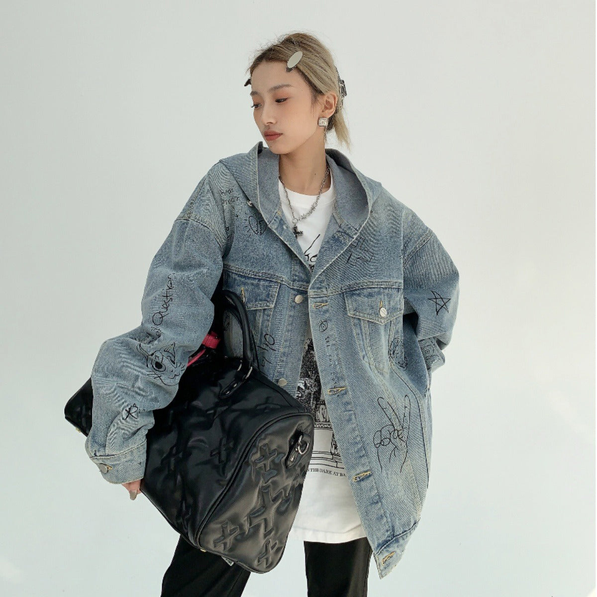 【アウター】春秋 アメリカン 小洒落 ヘビーウェイト カップルジャケット ゆったり レトロデザイン グラフィティ フード付きデニムジャケット【FCシリーズ】