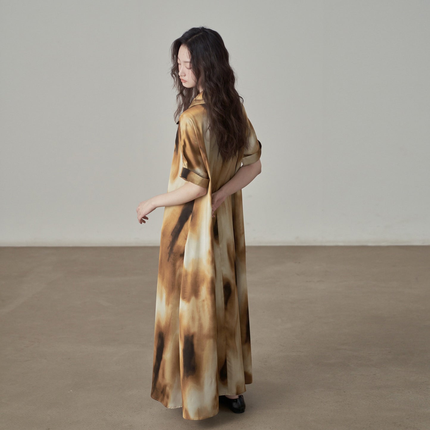 【ワンピース】新中式プリント 気品あるフィット感 ロング丈 半袖 シャツワンピース【SHシリーズ】