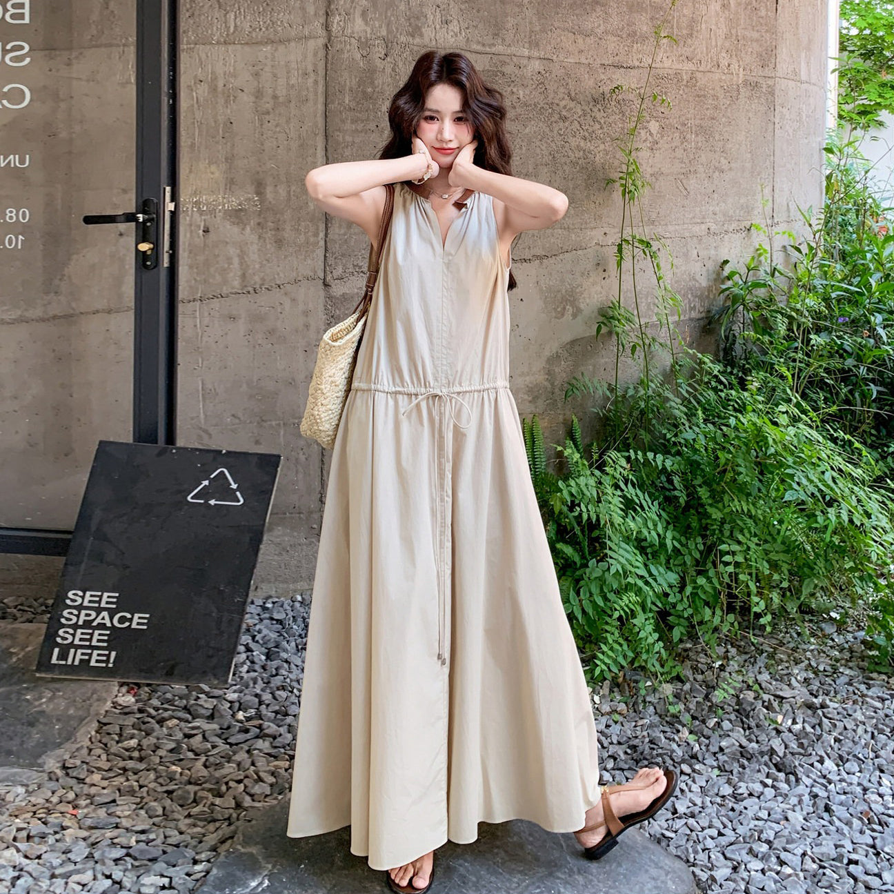 【ワンピース】Vネック ノースリーブ ワンピース レディース 夏新作 2026 きれいめ 体型カバー ロングワンピース【SHシリーズ】