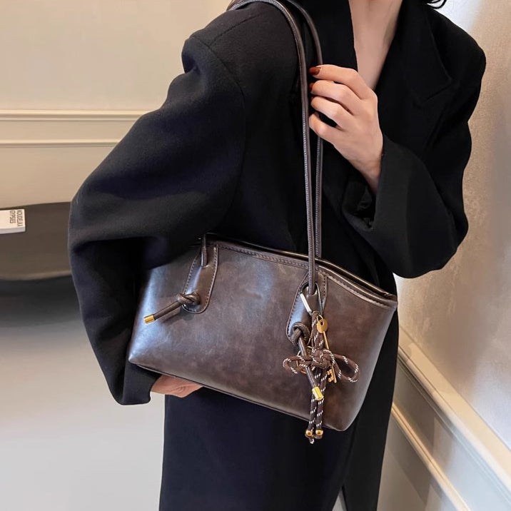 4色展開【バッグ】高見えヴィンテージ風 大容量トートバッグ 2025春夏新作 通勤＆肩掛けOK