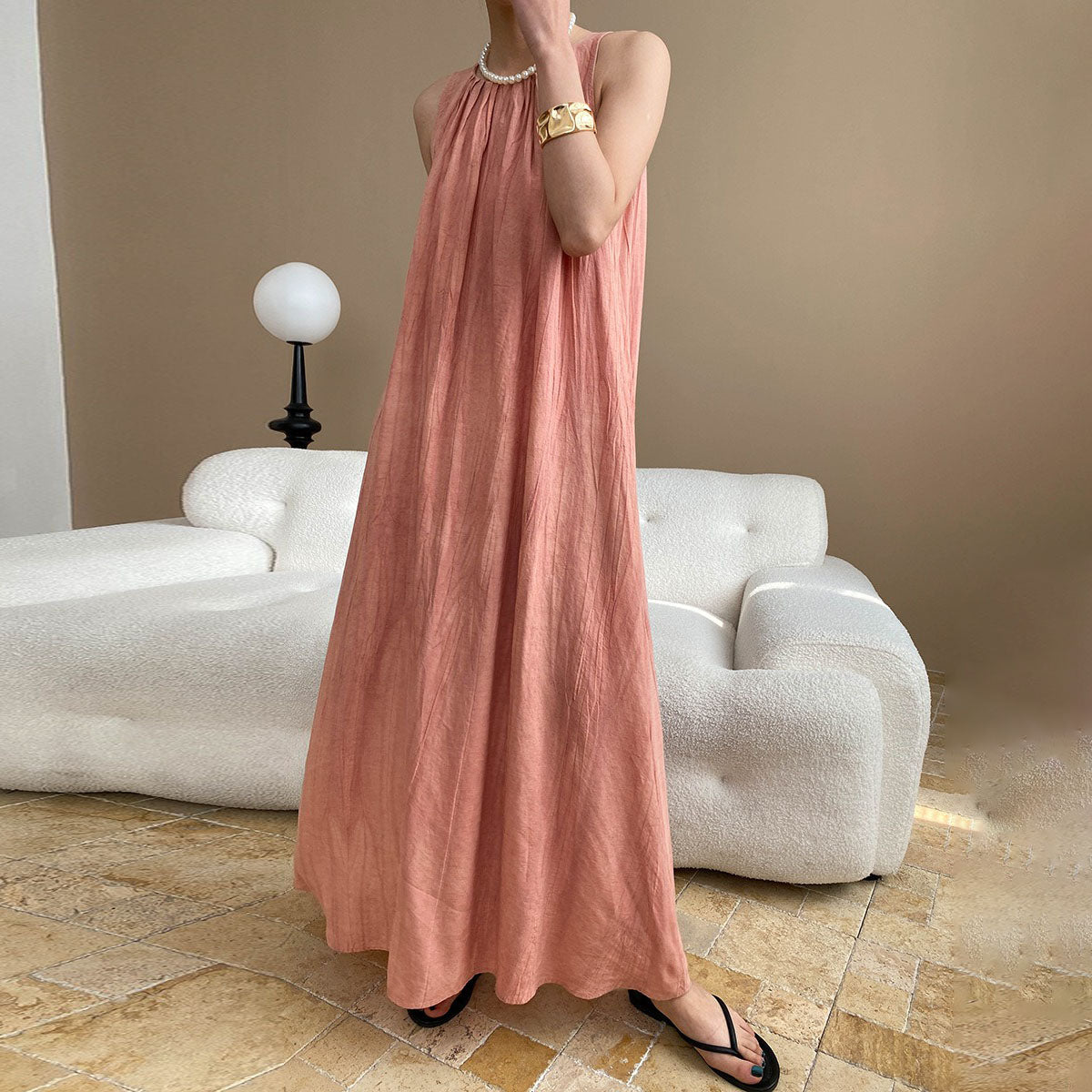 【ワンピース】リラックス感 ホリデースタイル クルーネック ギャザーデザイン ノースリーブワンピース【SNシリーズ】